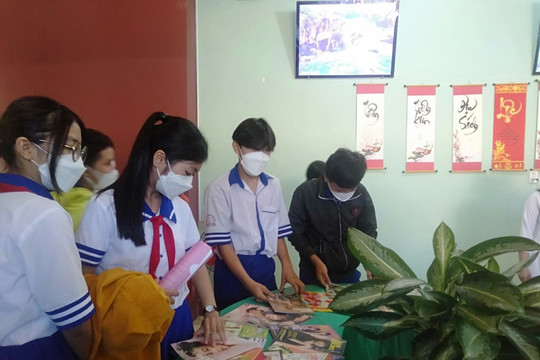 Tánh Linh: Trên 300 học sinh hưởng ứng Ngày sách và Văn hóa đọc