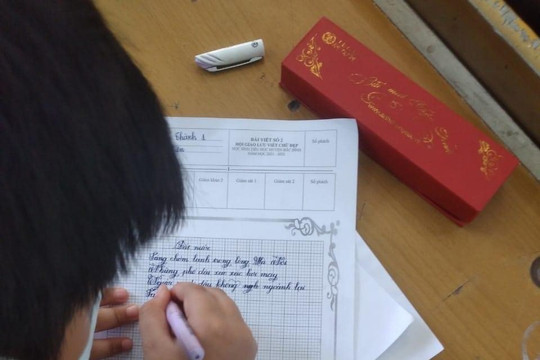  Bắc Bình:  Hội thi viết chữ đẹp tiếng Việt và tiếng Chăm