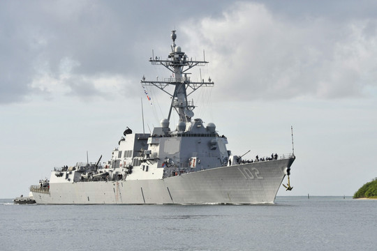 Trung Quốc sẽ giám sát toàn bộ quá trình tàu khu trục Mỹ đi qua eo biển Đài Loan
