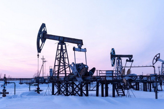 EU đề xuất áp dụng lệnh cấm dầu mỏ của Nga kể từ cuối năm nay