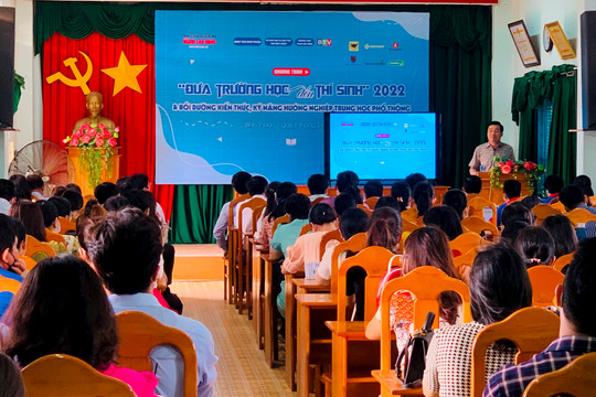 130 giáo viên Bình Thuận  tập huấn kỹ năng, kiến thức hướng nghiệp