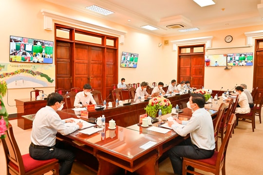 Đẩy mạnh ứng dụng công nghệ thông tin trong các cơ quan Đảng