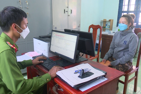Hàm Thuận Bắc:﻿﻿ Những ngày đầu thực hiện đăng ký cấp biển số xe máy tại xã