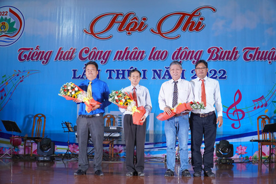 Khai mạc Hội thi “Tiếng hát công nhân lao dộng” lần I – 2022:
