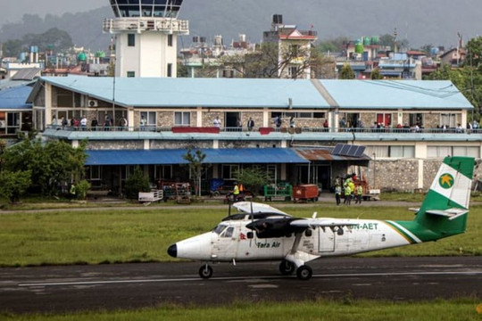 Đã xác định được vị trí rơi máy bay chở 22 người ở Nepal