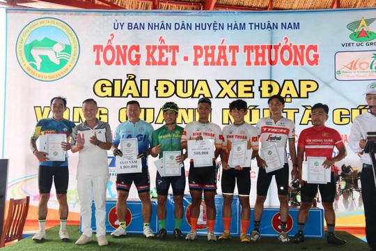 Giải đua xe đạp vòng quanh núi Tà Cú, huyện Hàm Thuận Nam mở rộng lần thứ XIII năm 2022