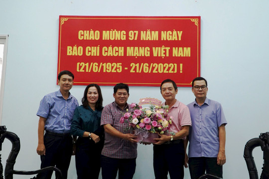 Huyện Tánh Linh chúc mừng Ngày Báo chí cách mạng Việt Nam