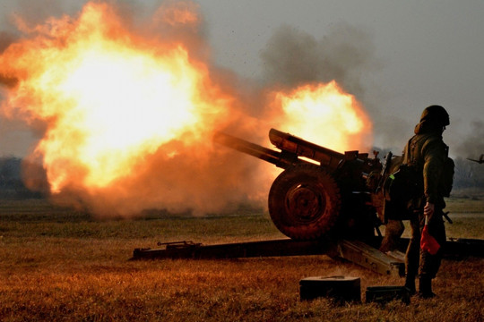 Cuộc chiến ác liệt ở Donbass khiến nhiều nước phải xét lại đầu tư cho pháo binh