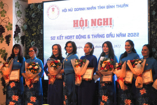 Hội nữ Doanh nhân Bình Thuận:
Nhiều hoạt động chia sẻ với cộng đồng 