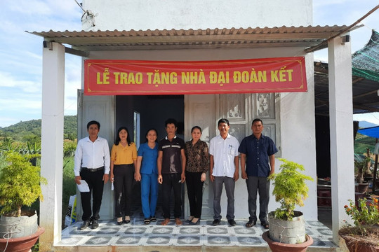 Hàm Thuận Nam: Xây dựng 51 căn nhà cho người nghèo