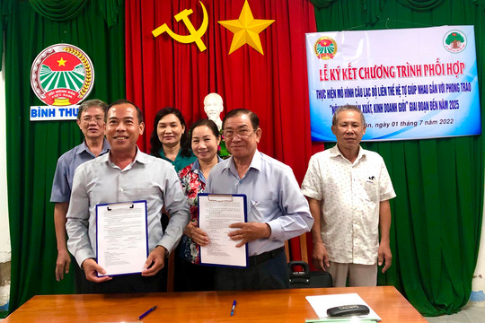 Hội Nông dân tỉnh và Ban đại diện Hội Người cao tuổi tỉnh  ký kết chương trình phối hợp