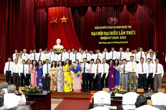 Đảng bộ Khối Cơ quan và Doanh nghiệp tỉnh Bình Thuận: Phát huy truyền thống vẻ vang, xây dựng Đảng bộ trong sạch, vững mạnh