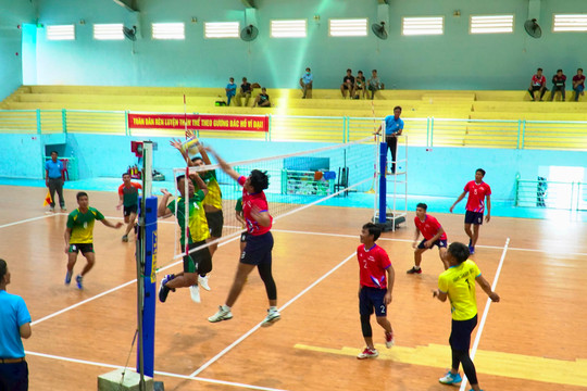 Bóng chuyền nam Đại hội TDTT lần IX-2022: Đội Hàm Thuận Bắc đăng quang