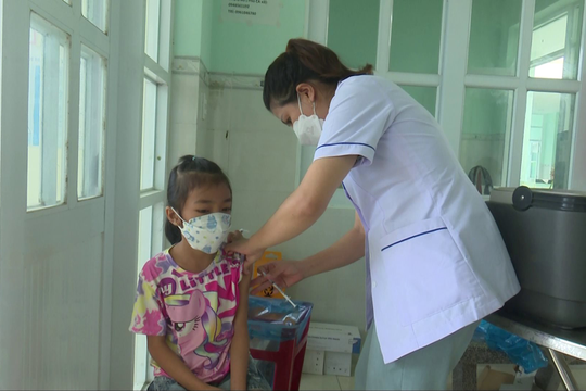 Ghi nhanh chiến dịch tiêm vắc xin phòng Covid-19  trên địa bàn huyện Hàm Thuận Bắc