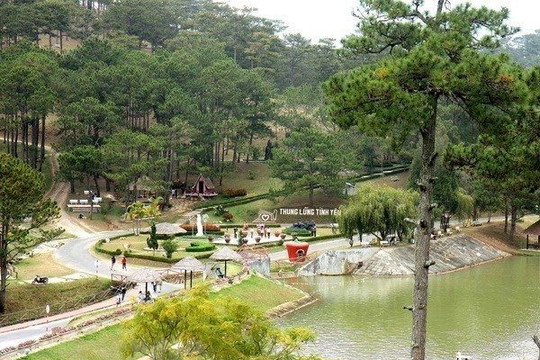 Da Lat listed among world’s best places for binge-worthy dating by Booking.com