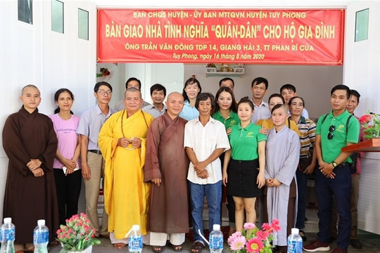 Đồng hành, hỗ trợ người nghèo ở Tuy Phong