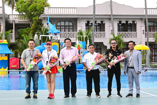 Khai mạc giải Quần vợt các CLB tỉnh Bình Thuận mở rộng tranh Cup Leviva