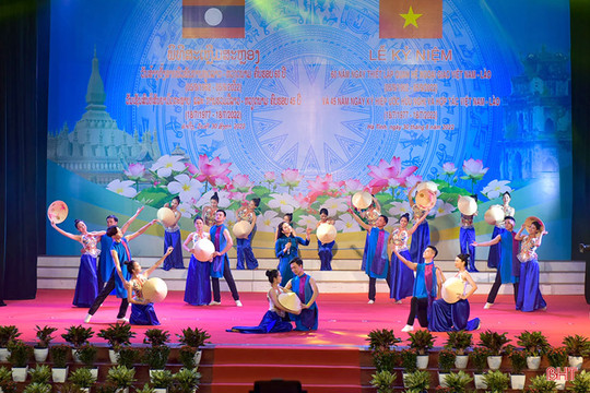 Hà Tĩnh long trọng tổ chức lễ kỷ niệm 60 năm ngày thiết lập quan hệ ngoại giao Việt Nam - Lào