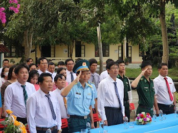 Phú Quý: Gần 900 học sinh Trường THPT Ngô Quyền khai giảng năm học mới 
