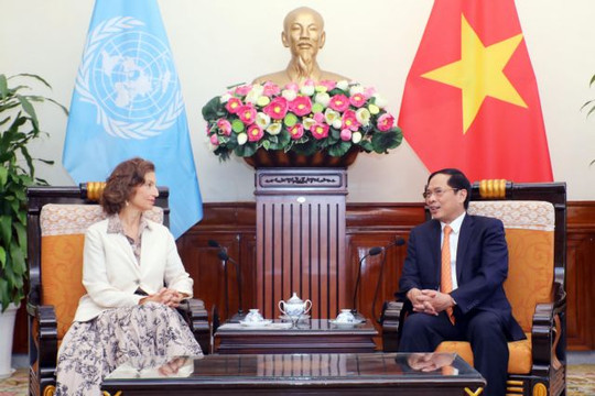 UNESCO Director General visits Vietnam