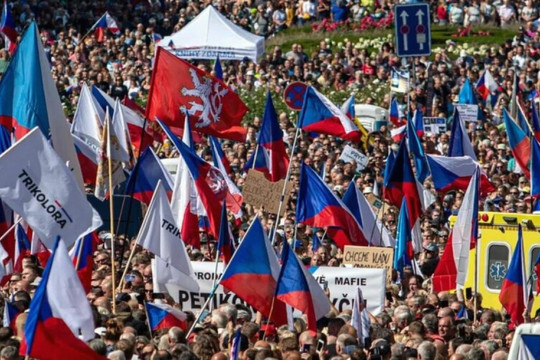 Cộng hòa Séc đối mặt với cuộc biểu tình mới