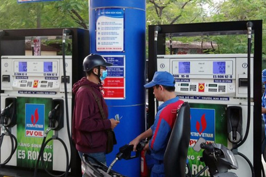 Giá xăng dầu trong nước chưa phản ánh đầy đủ các chi phí kinh doanh