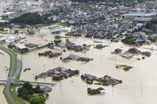 Mưa bão tại Nhật Bản đã vượt mức cảnh báo cao nhất