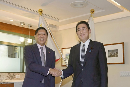 Nhật Bản-Philippines hợp tác giải quyết các vấn đề ở Biển Đông và Biển Hoa Đông