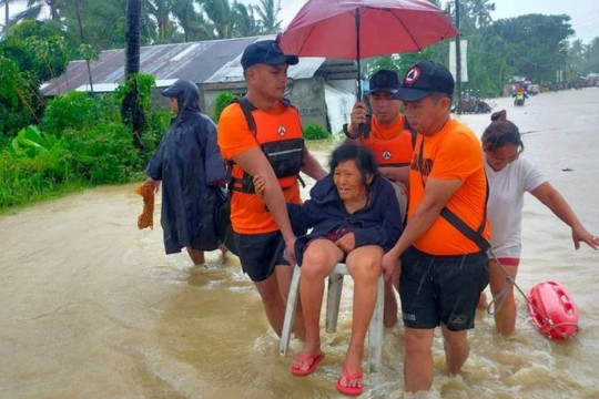 Philippines: Bão Nalgae làm ít nhất 150 người thiệt mạng và 36 người mất tích