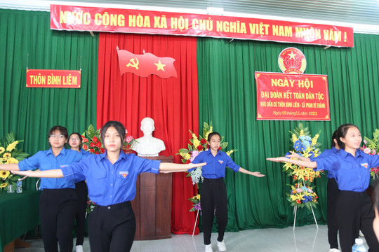 Ngày hội Đại đoàn kết ở thôn Bình Liêm, xã Phan Rí Thành 