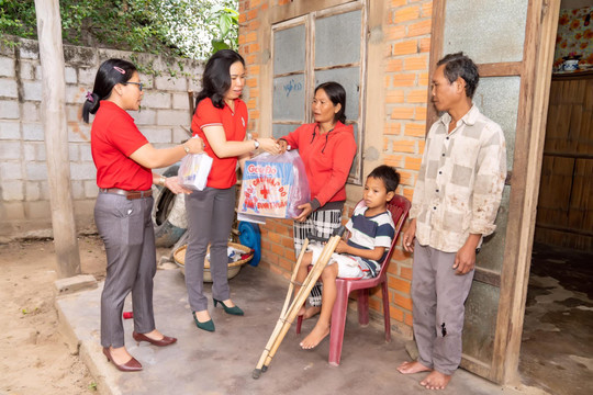 Kỷ niệm 76 năm Ngày thành lập Hội Chữ thập đỏ Việt Nam (23/11/1946 – 23/11/2022): Hội Chữ thập đỏ - vai trò nòng cốt trong công tác nhân đạo