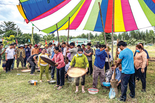 Nông thôn mới Hàm Thuận Nam: Văn hóa nổi bật