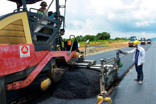 Các dự án cao tốc qua Bình Thuận: Đảm bảo tiến độ có ảnh hưởng đến chất lượng công trình?