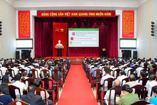Bình Thuận: Nghiên cứu, học tập, quán triệt và triển khai Nghị quyết Trung ương 6 khóa XIII
