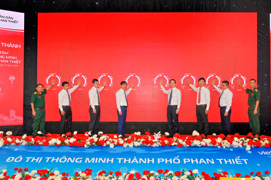 Phan Thiet launched intelligent operation center