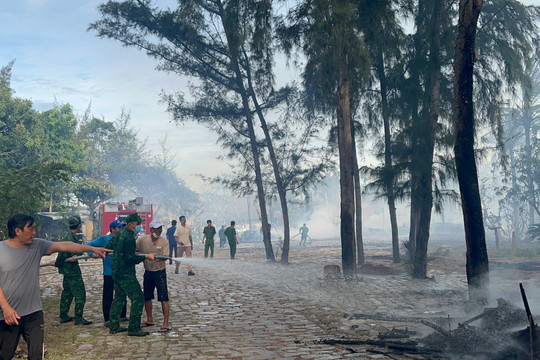 Đồn Biên phòng Mũi Né: Tham gia khống chế vụ cháy tại khu du lịch Năm Châu