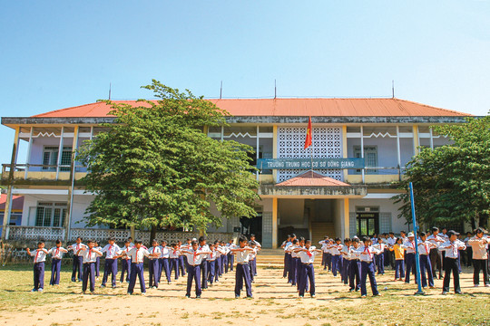 Nông thôn mới Hàm Thuận Bắc: Dốc sức cho giáo dục