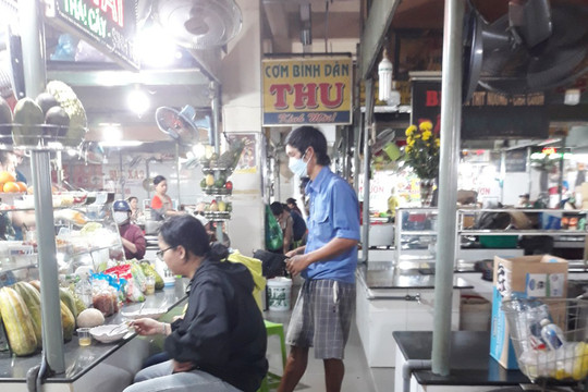 Ăn xin “bủa vây” chợ Phan Thiết