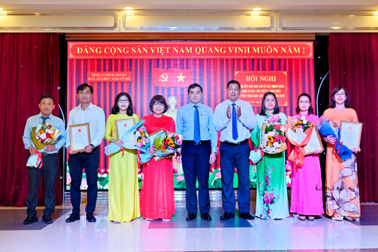 Tổng kết và trao giải báo chí về xây dựng Đảng tỉnh Bình Thuận lần thứ VI năm 2022