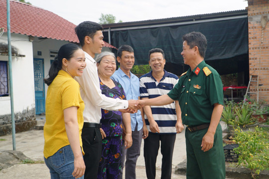 Thanh niên Bình Thuận háo hức chuẩn bị lên đường nhập ngũ: Chuyện về những tân binh tình nguyện