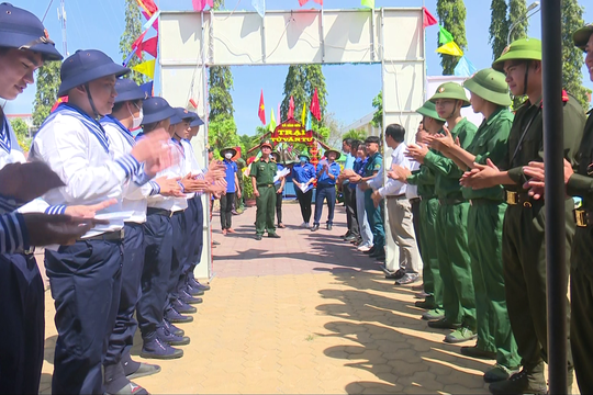 Hàm Thuận Bắc – sôi nổi Hội trại tòng quân