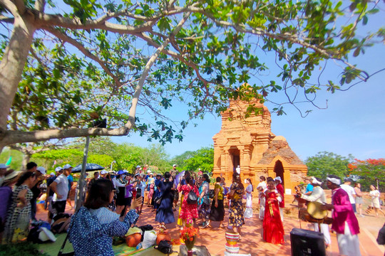 Bình Thuận: Nhiều hoạt động kỷ niệm 80 năm ra đời “Đề cương về văn hóa Việt Nam”