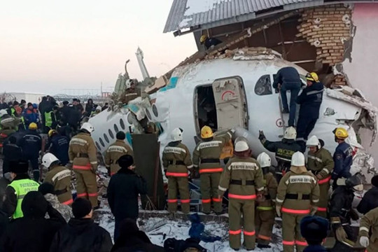 Tai nạn máy bay tại Kazakhstan, ít nhất 4 người thiệt mạng