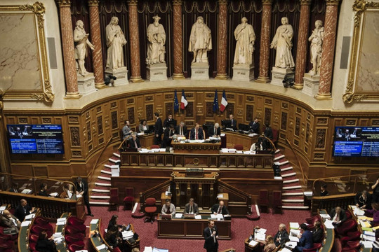 Thượng viện Pháp bỏ phiếu thông qua Dự luật cải cách hưu trí