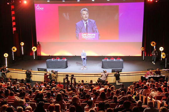 Đồng chí Fabien Roussel tái đắc cử Bí thư toàn quốc Đảng Cộng sản Pháp