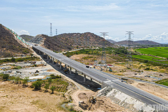 Vinh Hao – Phan Thiet Expressway put into operation