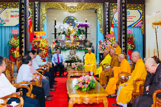 Leaders visited and congratulated Buddha’s Birthday anniversary in 2023