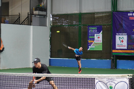 
Hấp dẫn giải quần vợt Thiện Hiếu mở rộng Cúp Nha khoa Vạn Hạnh Bình Thuận