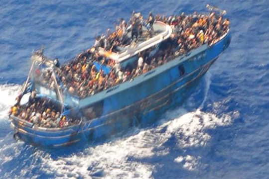 LHQ kêu gọi tăng cường trấn áp tội phạm buôn người sau thảm kịch người di cư vào Hy Lạp