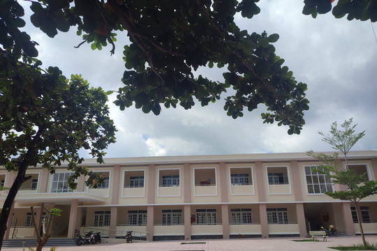Thị xã La Gi bàn giao dãy phòng mới cho Trường Tiểu học Tân An 1